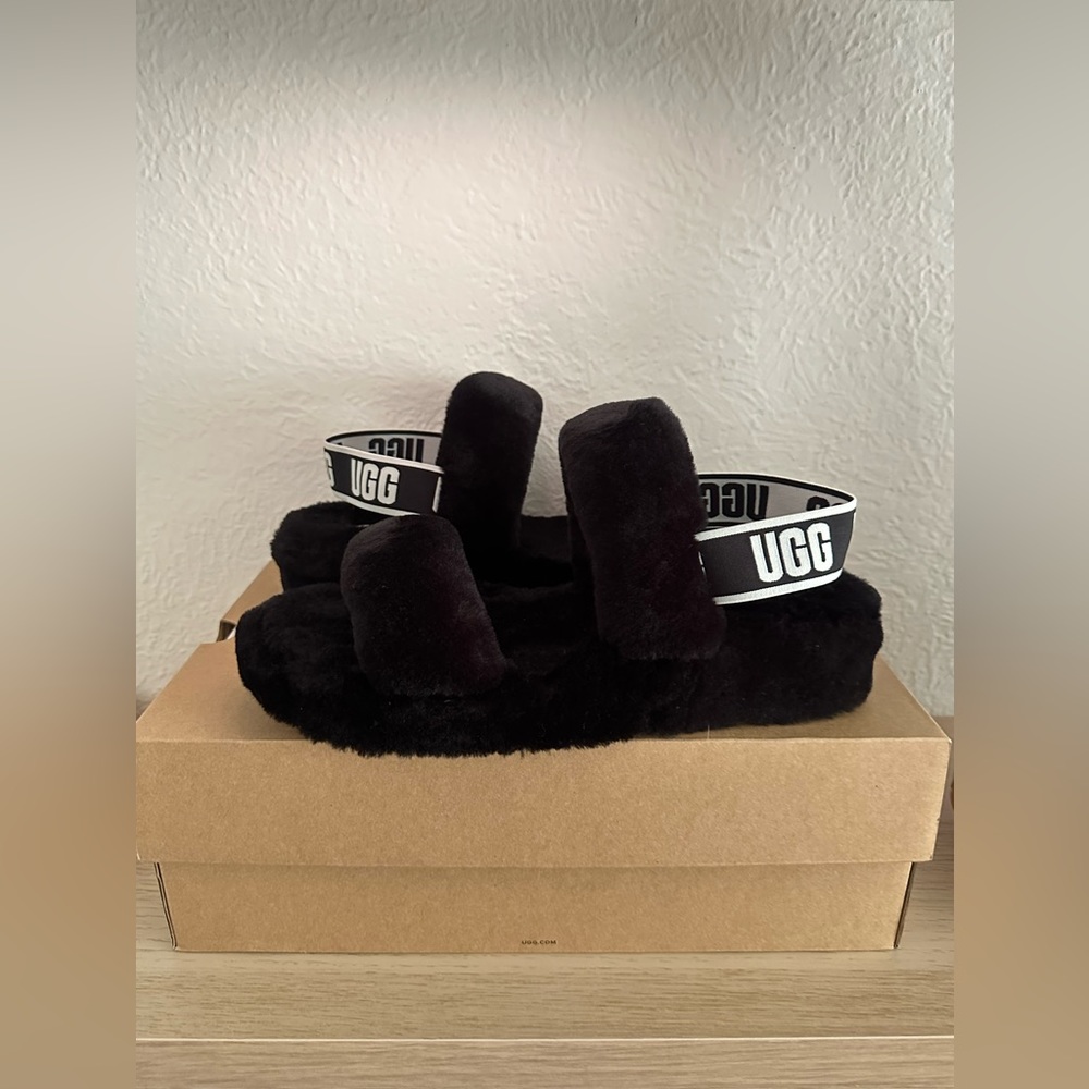 UGG “oh yeah” slipper - Picture 2 of 5
